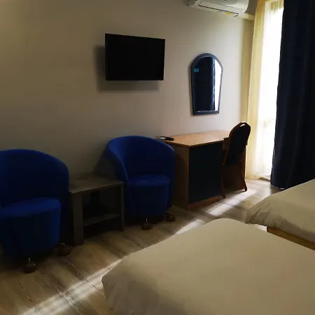 Хотел Адис Лом/Hotel Adis Лом 3*