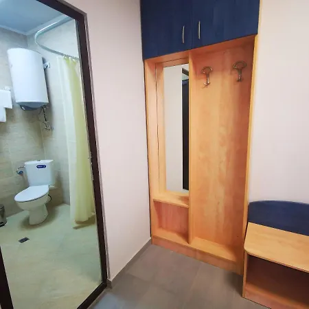 Хотел Адис Лом/Hotel Adis Лом